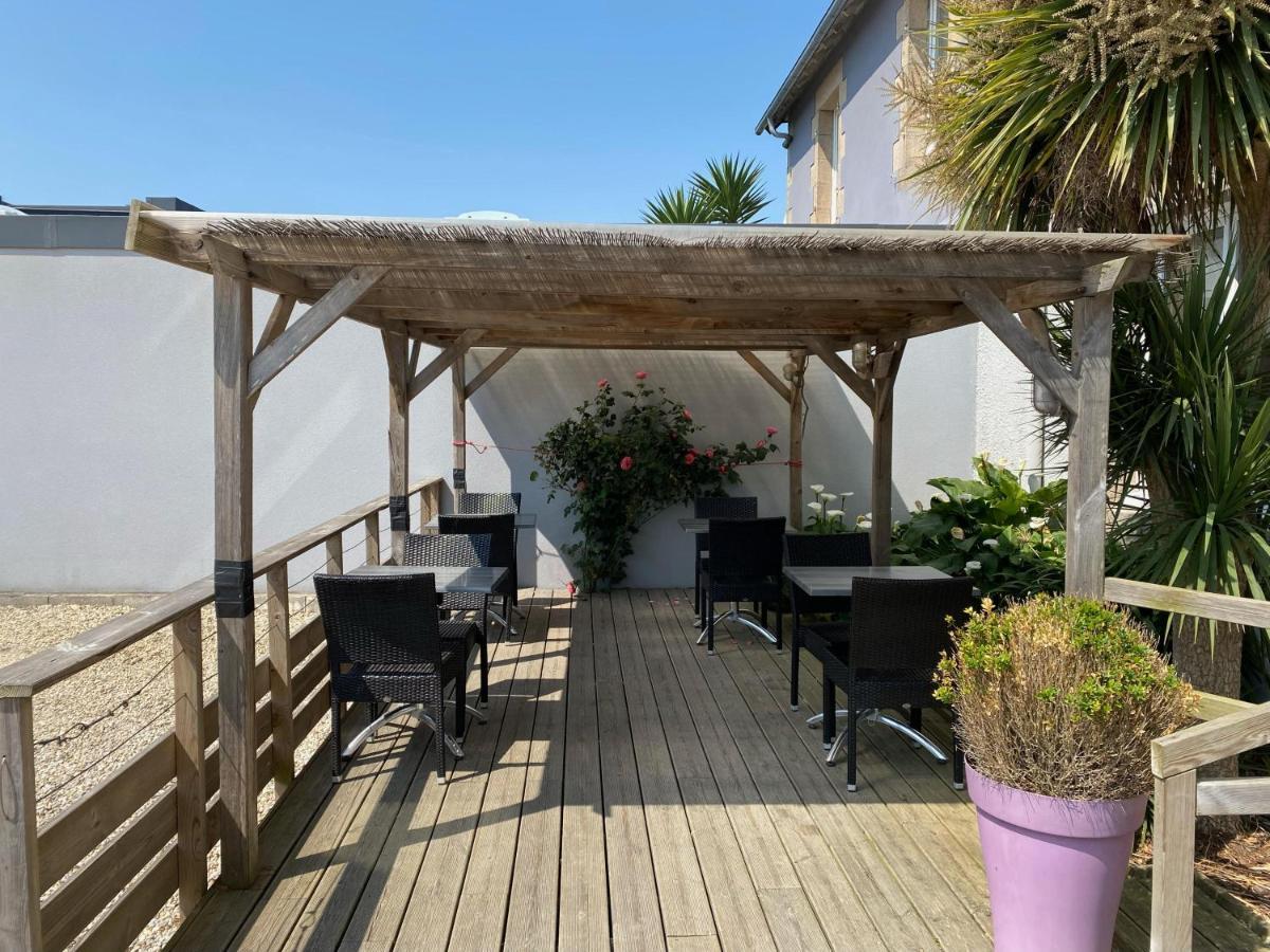 Hotel Logis Restaurant Le Phare 2*